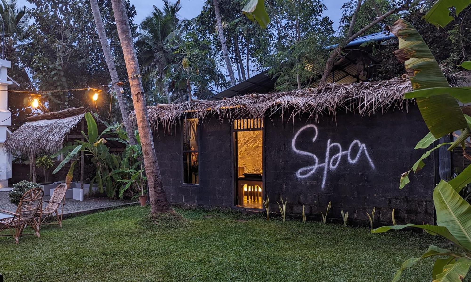 Satta Beach Deluxe Varkala Exterior foto